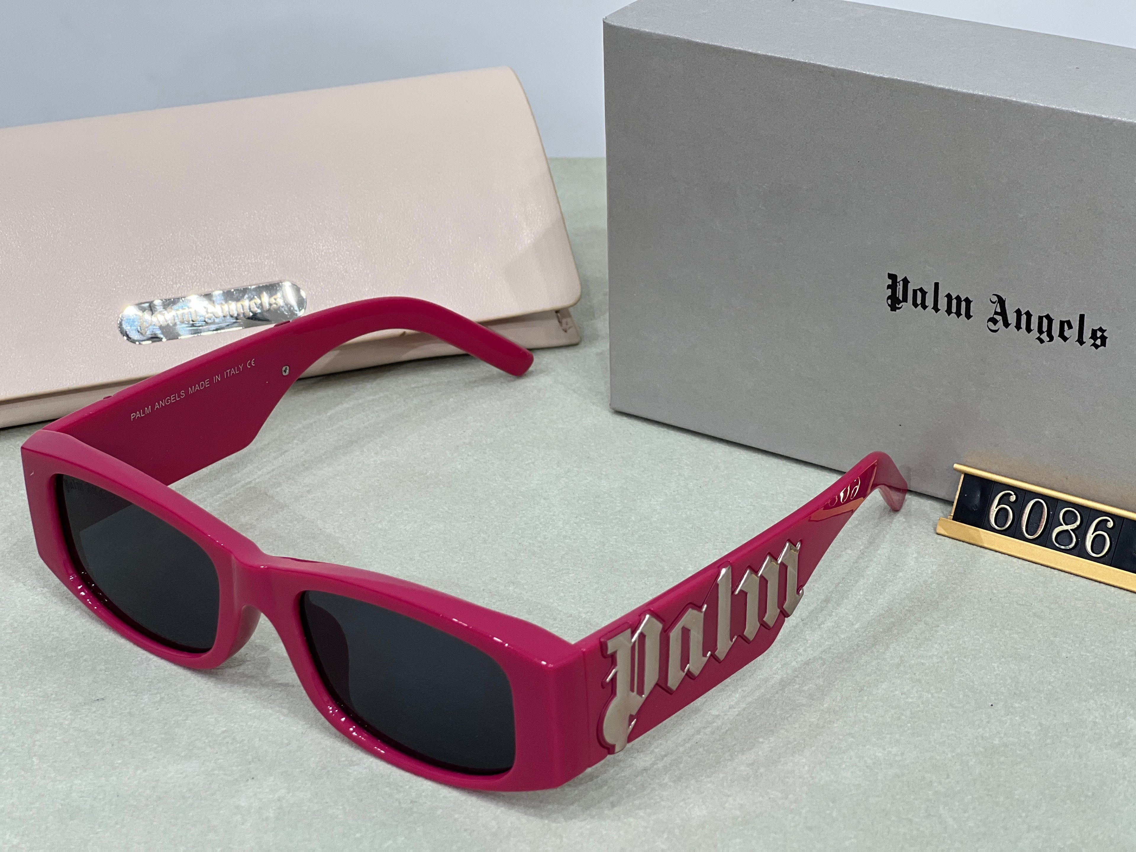 Palm style sunglasses