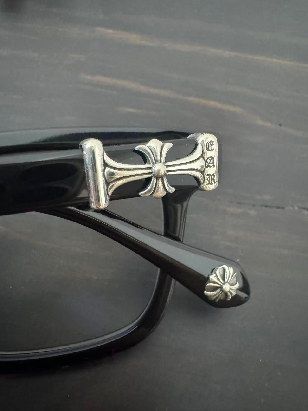 Chrome Hearts Black/Silver Coxucker Style