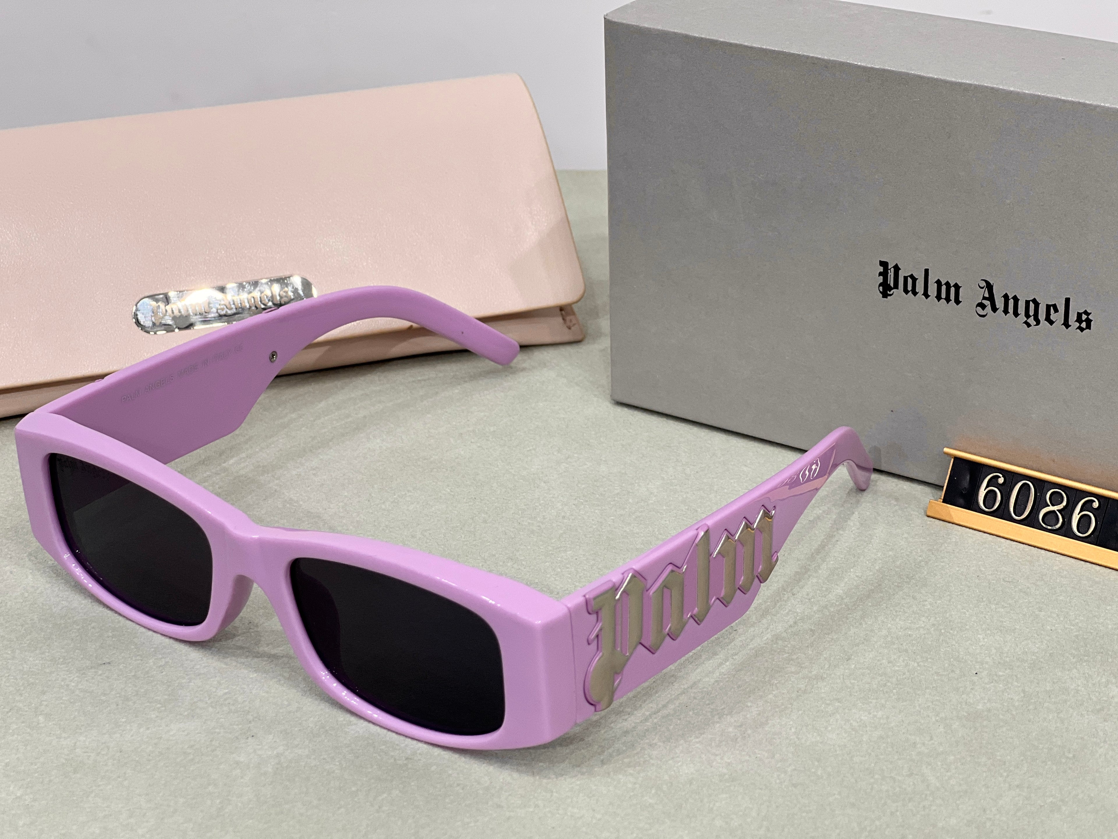 Palm style sunglasses