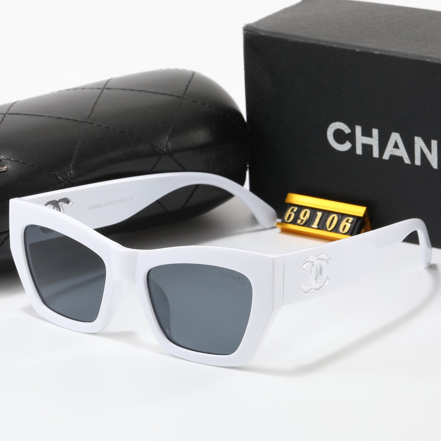 Chanel CC White style sun glasses