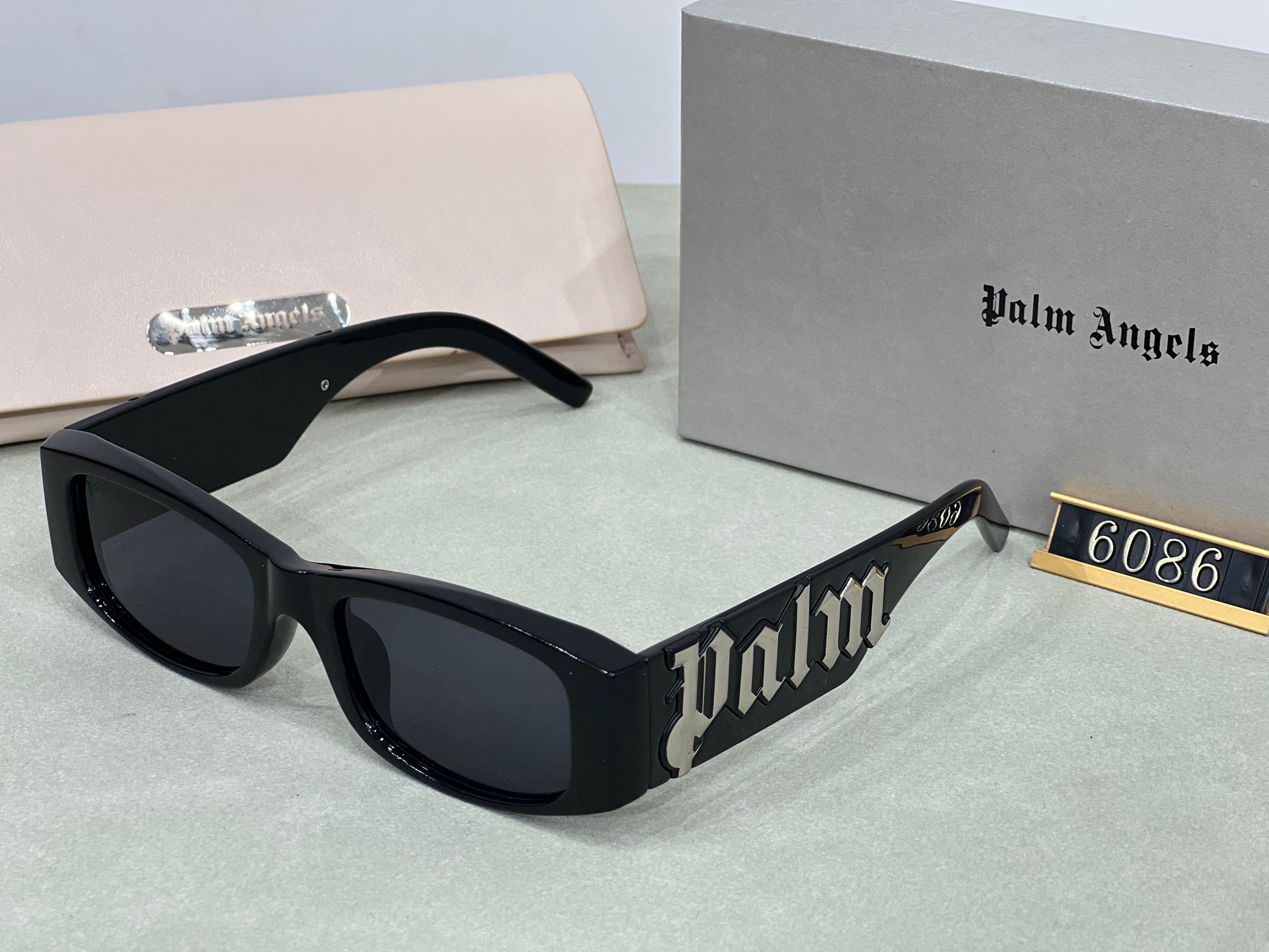 Palm style sunglasses
